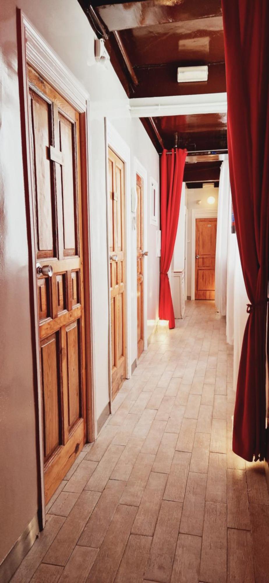 Casa De Huespedes Dolce Vita Мадрид Екстериор снимка