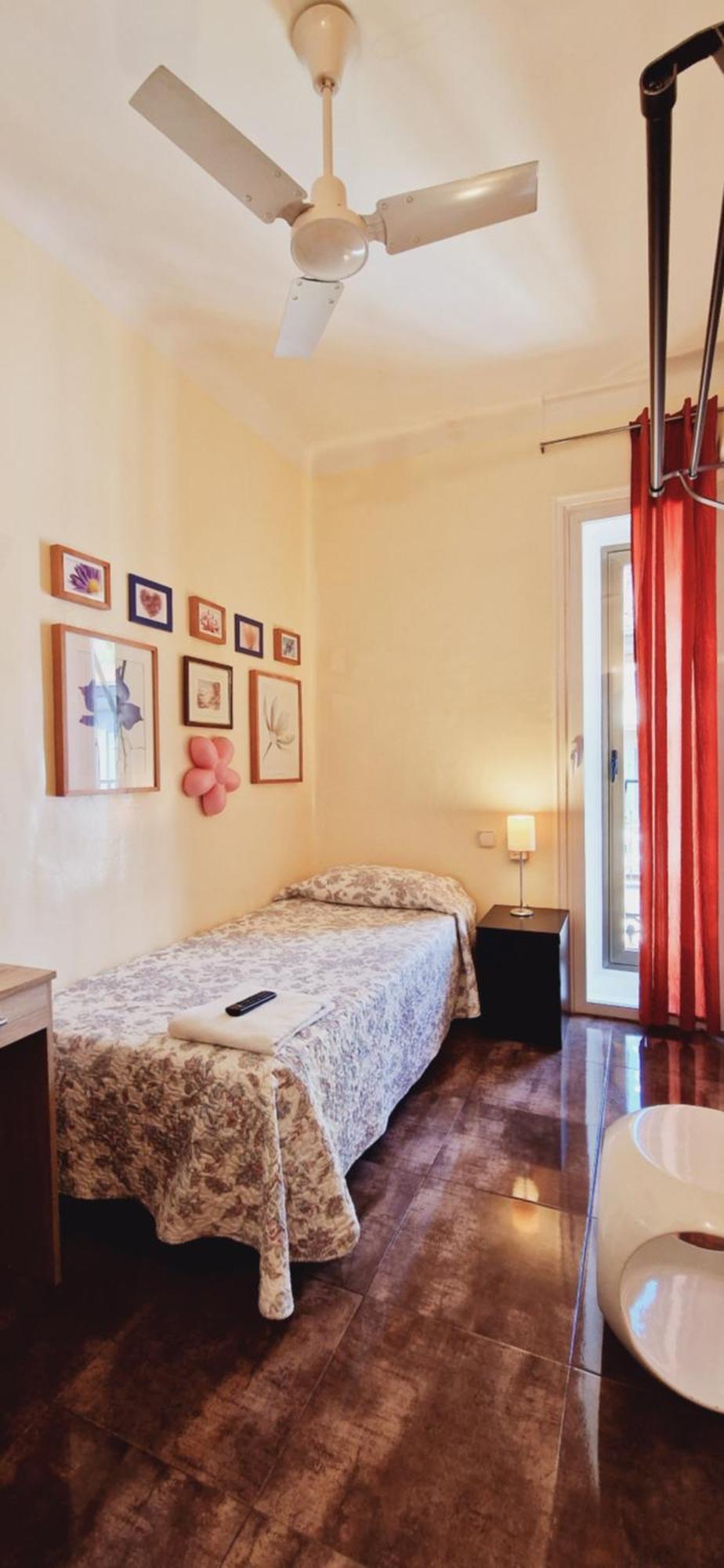 Casa De Huespedes Dolce Vita Мадрид Екстериор снимка