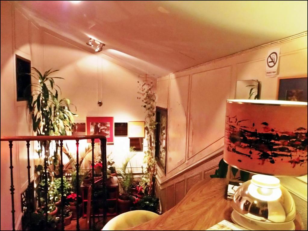 Casa De Huespedes Dolce Vita Мадрид Екстериор снимка