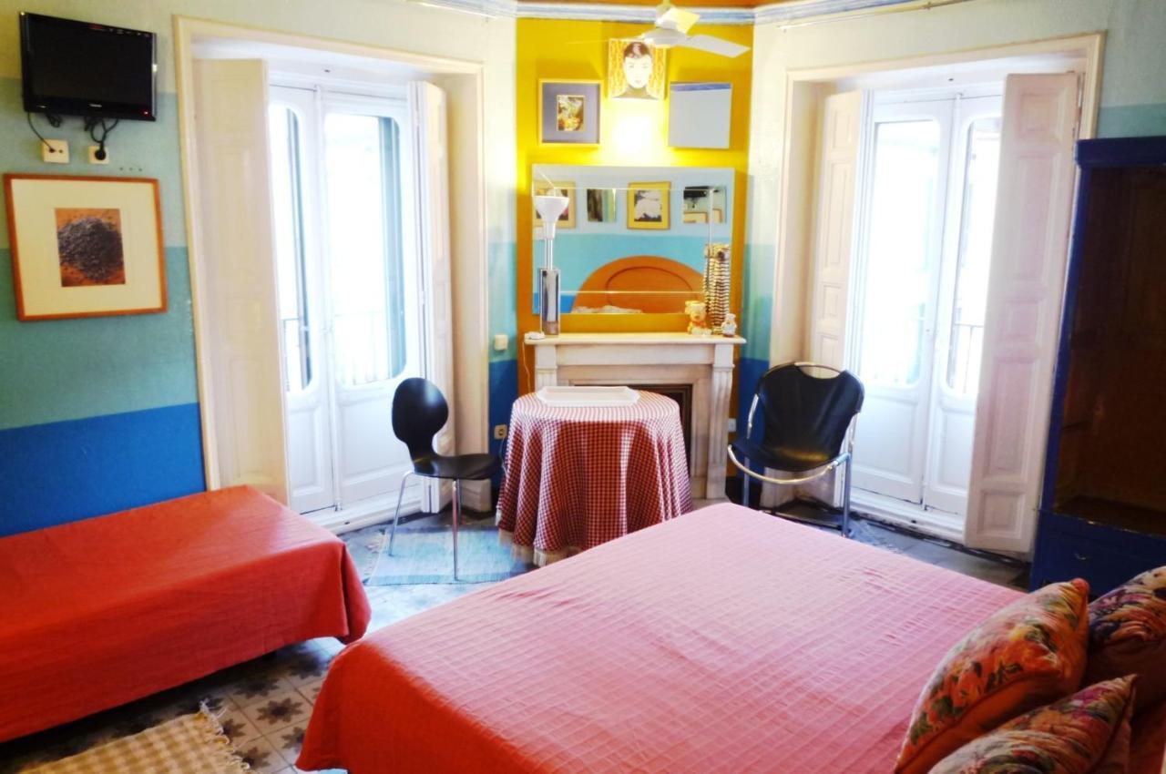 Casa De Huespedes Dolce Vita Мадрид Екстериор снимка